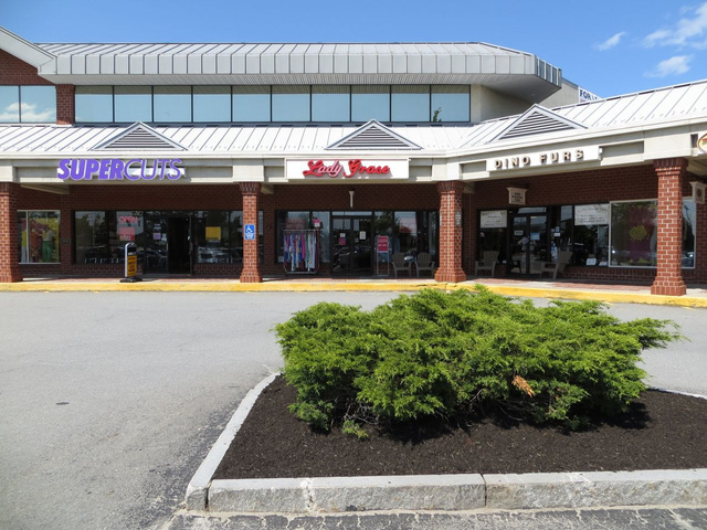 02 - Storefront Close View.jpg