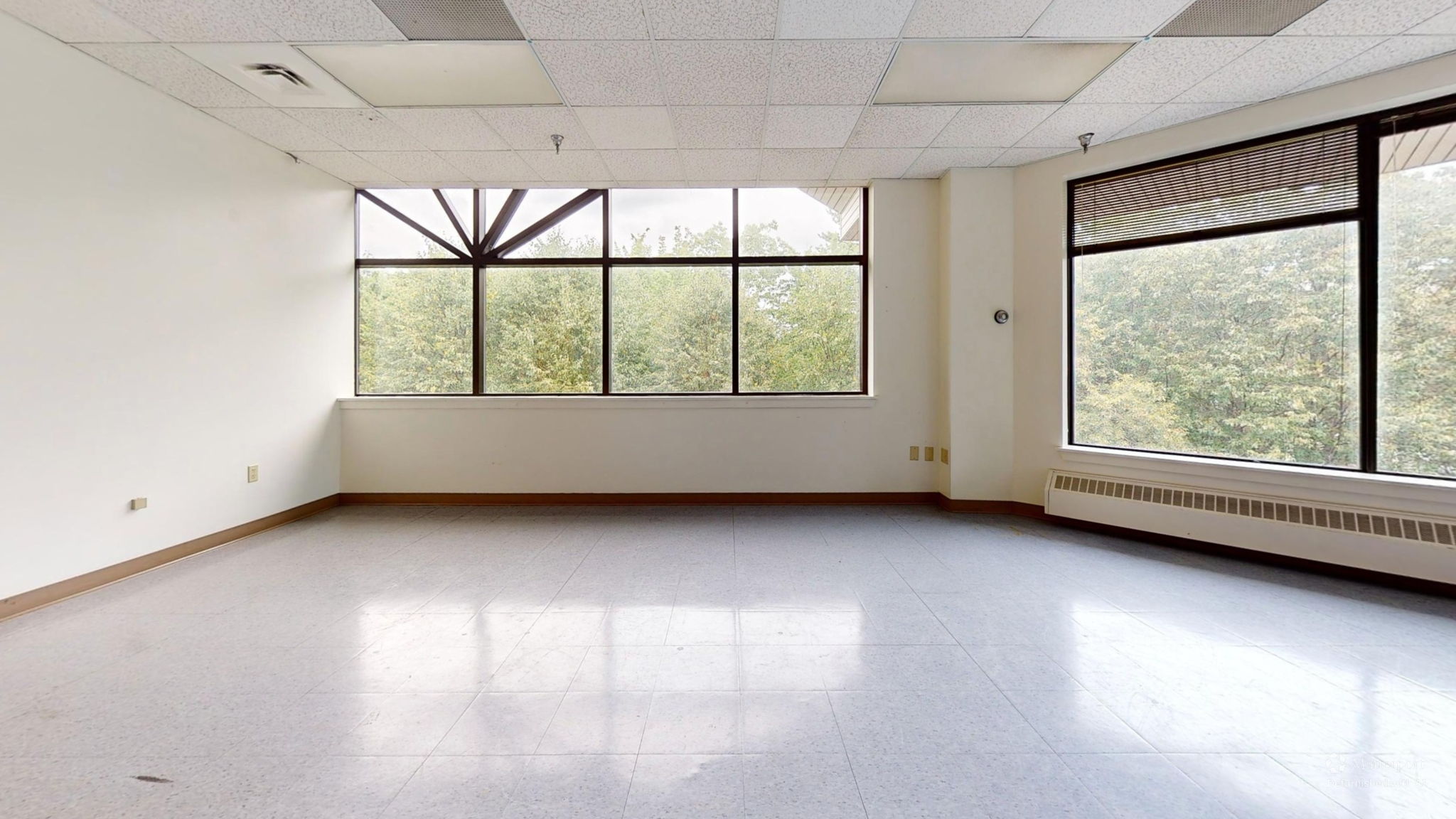 68c46c6e0e4b1b1a119a74f7_27_web_or_mls_bedroom_defurnished_12_.jpg
